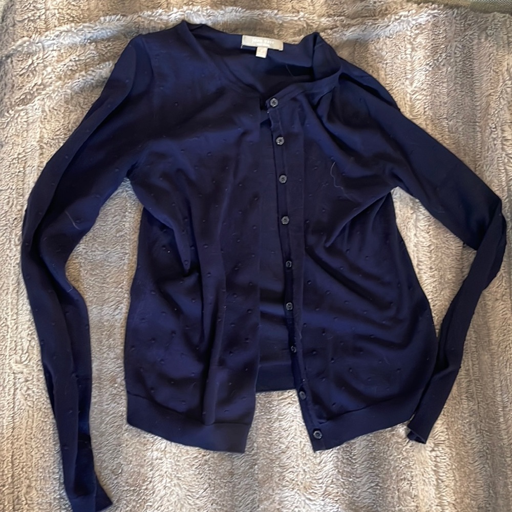 Blue button front cardigan. Long sleeve. Size small. Excellent condition.